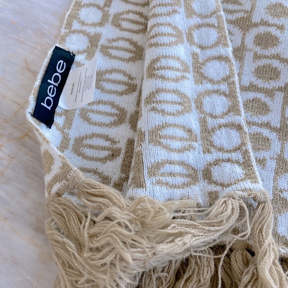 BEBE Scarf Cream/White with Logo - Picture 4 of 7